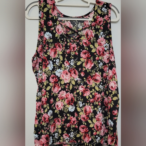 Sleeveless Crisscross v-neck Blouse XL 16-18 - Picture 1 of 5